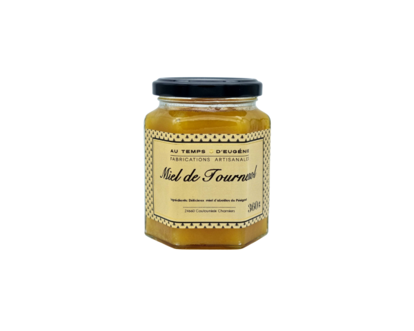 Ce miel de Tournesol du Périgord est d'une somptueuse couleur jaune paille. Il est riche en oligoéléments (Calcium, Bore, Silicium).